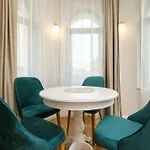 The House Of Pom Apartment