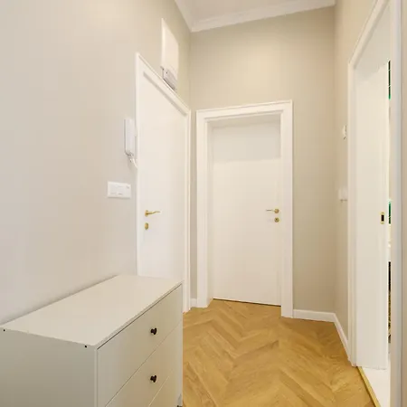 The House Of Pom Apartment