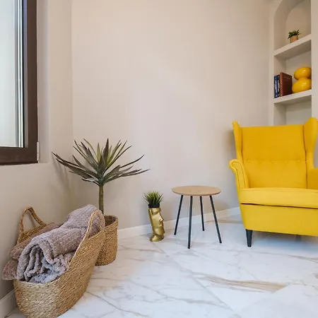 The House Of Pom Apartment