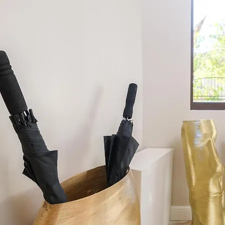 The House Of Pom Apartment *