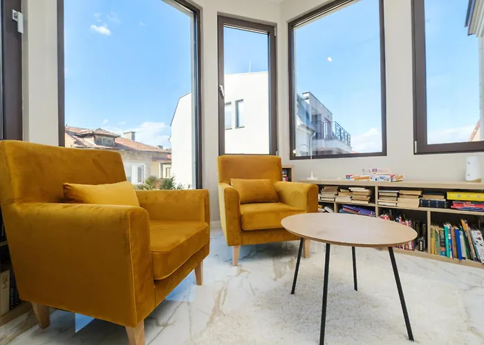 The House Of Pom Apartment *