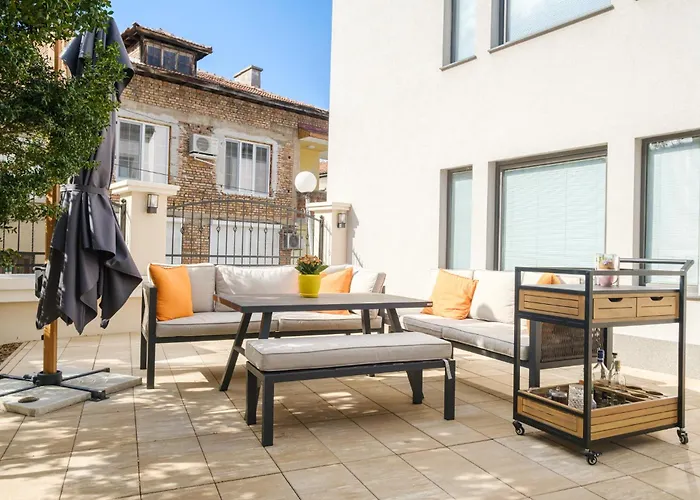 The House Of Pom Apartment *